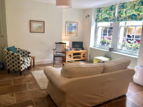 Lauras Townhouse Apartments Garrard's Retreat